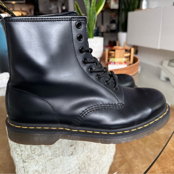 1460 Smooth Leather Lace Up Boots Black Sz 10